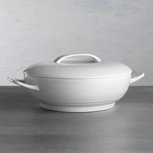 Load image into Gallery viewer, Ecology Signature Shallow Casserole Pot - 2.5L