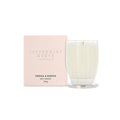 Peppermint Grove Candle 200g - Freesia & Berries